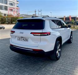 Jeep Grand Cherokee L